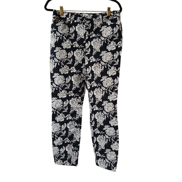 GAP Signature Skinny Ankle Khaki Black White All Over Floral Pants Size 8 - Picture 1 of 11